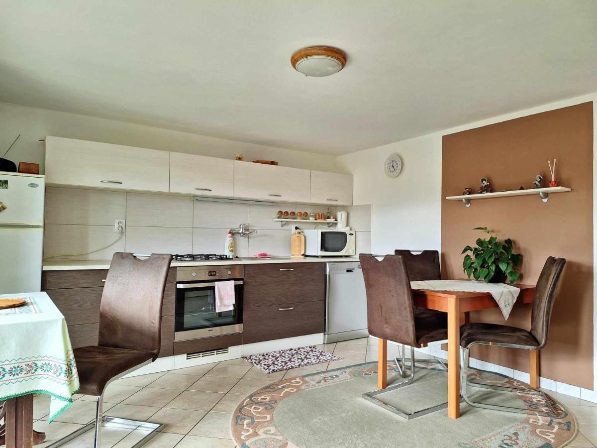 Apartman Pod Maliarkou Vychodna Exterior foto